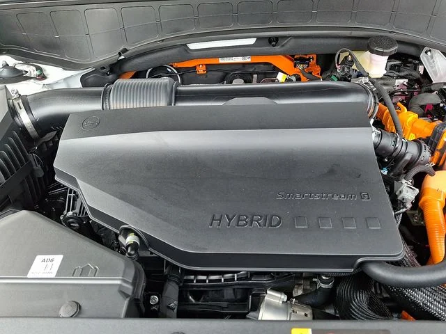 New 2026 White Hyundai SEL image 18