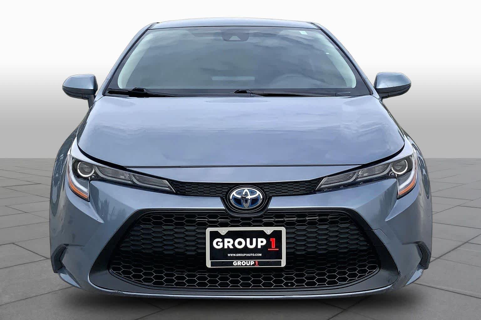 Used 2022 Celestite Toyota Hybrid LE image 4