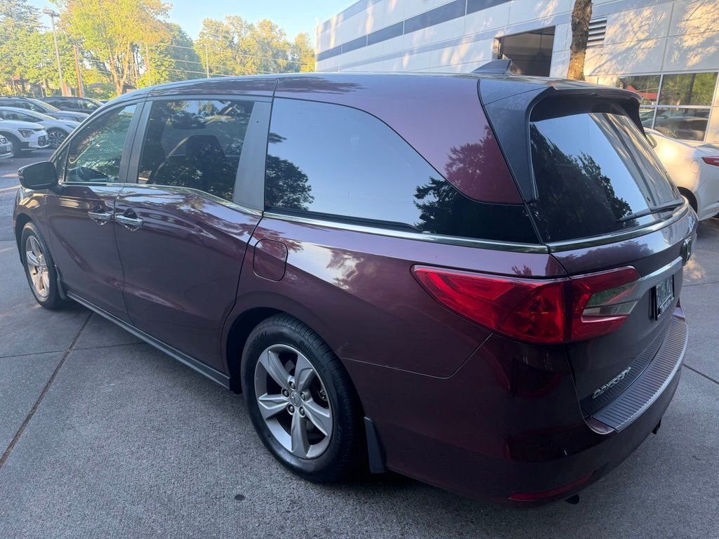 Used 2018 Deep Scarlet Pearl Honda EX-L image 4