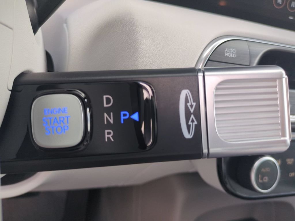 Used 2026 Blue Hyundai Blue SEL Premium image 22