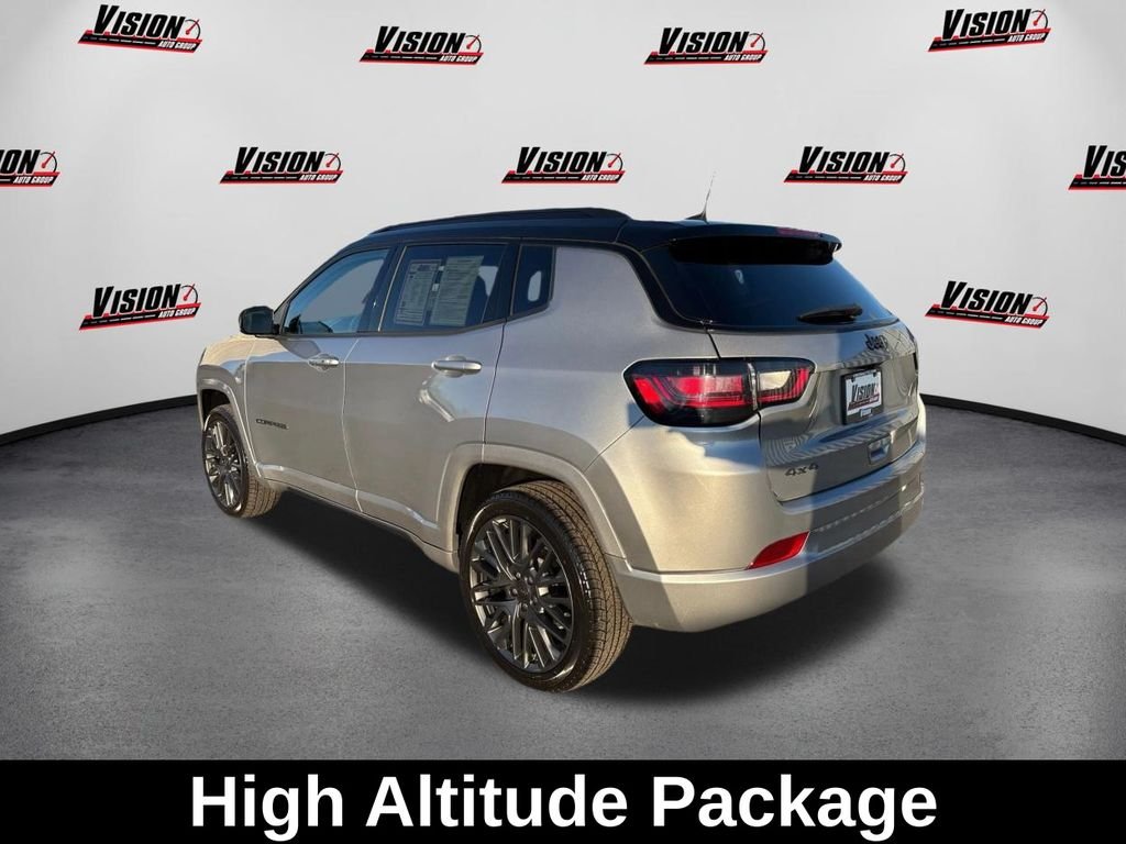Used 2022 Silver Jeep High Altitude image 8