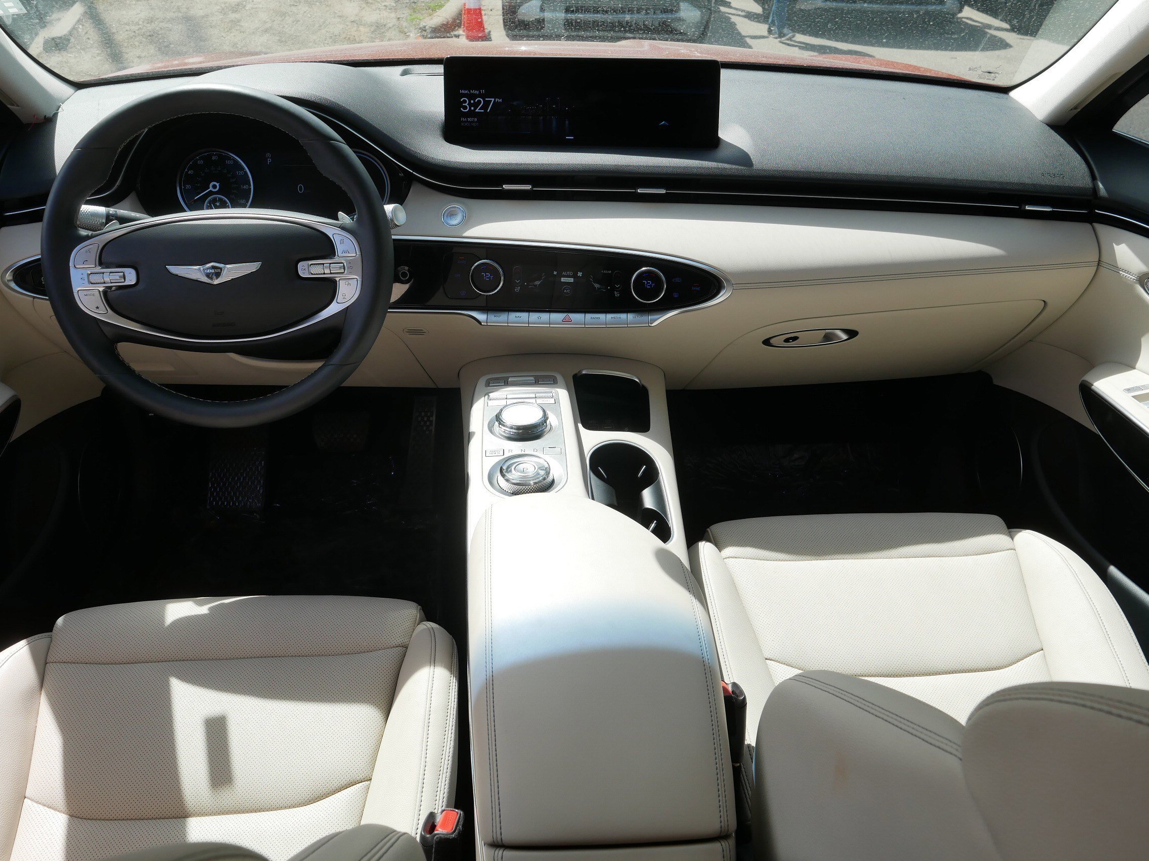 2022 GENESIS GV70 Standard - Photo 10