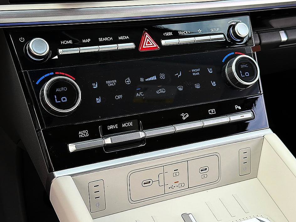 New 2027 Serenity White Hyundai Limited image 12