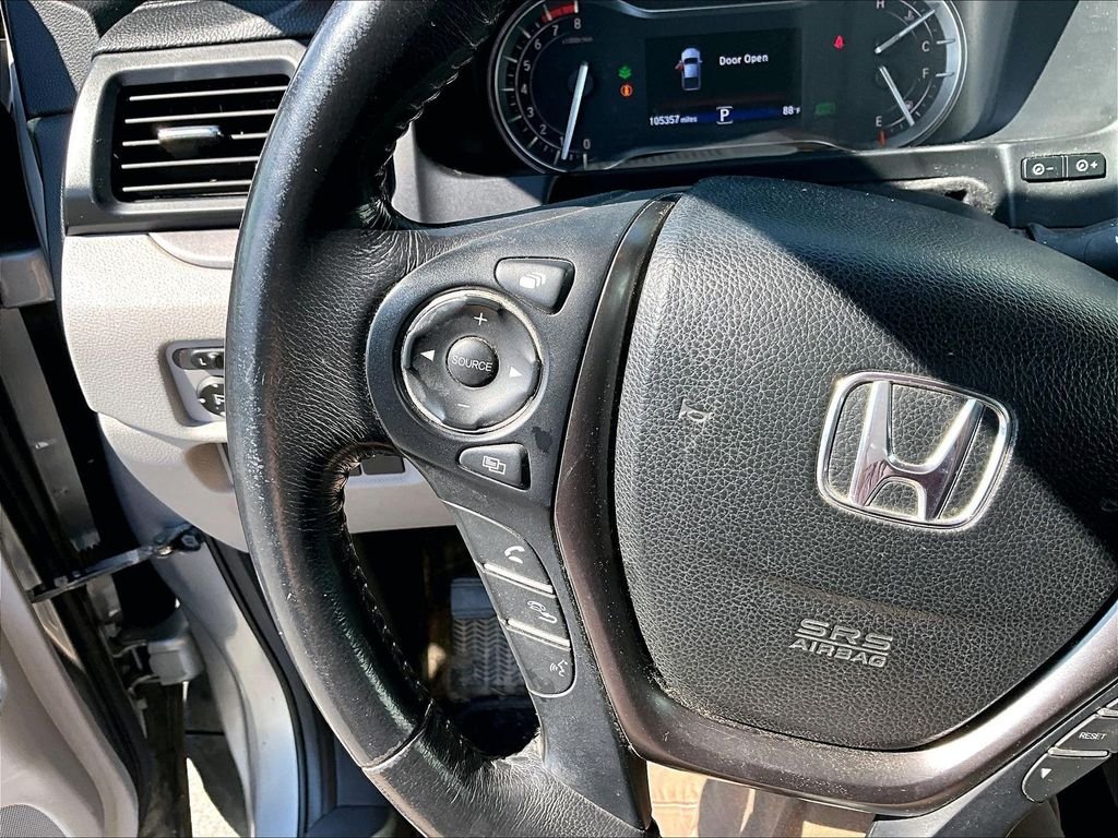Used 2018 Gray Honda RTL-T image 22