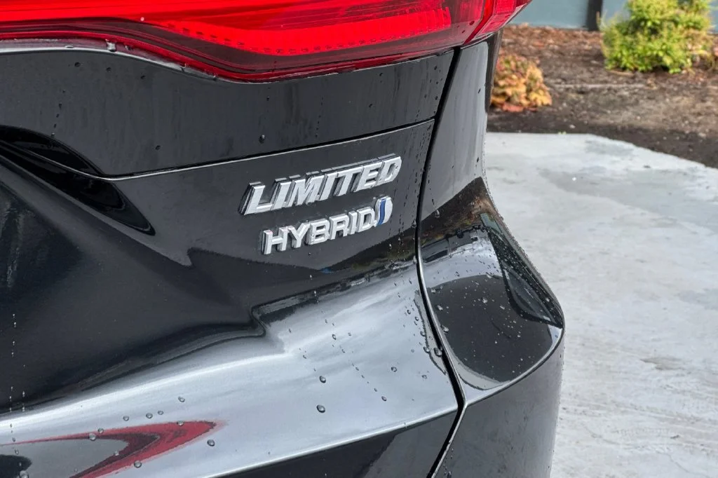 2022 Toyota Venza Limited - Photo 27