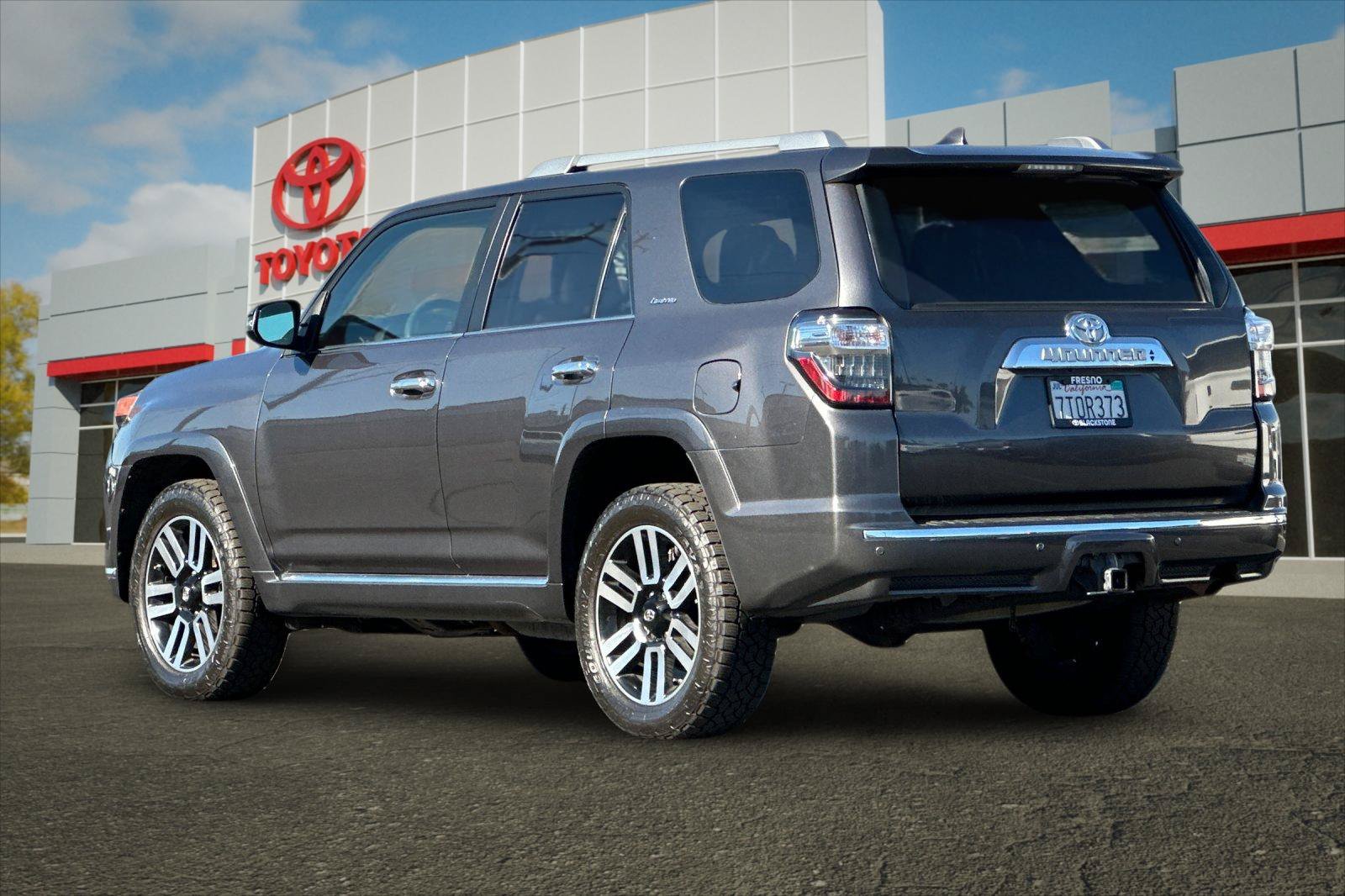 Used 2016 Magnetic Gray Metallic Toyota Limited image 5