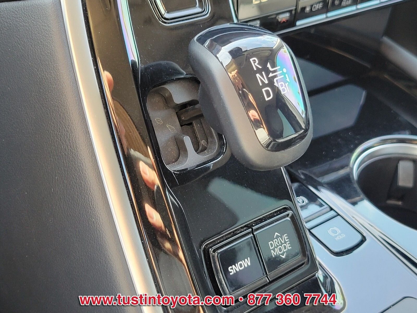 Certified Used 2024 Silver Toyota XLE image 22