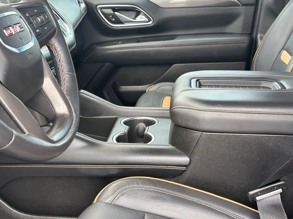 Used 2022 Black GMC AT4 image 11
