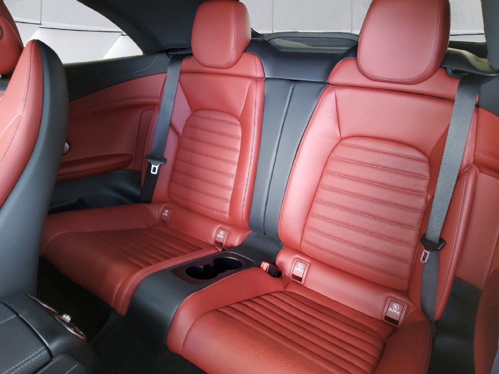Used 2023  Mercedes-Benz C 300 image 18