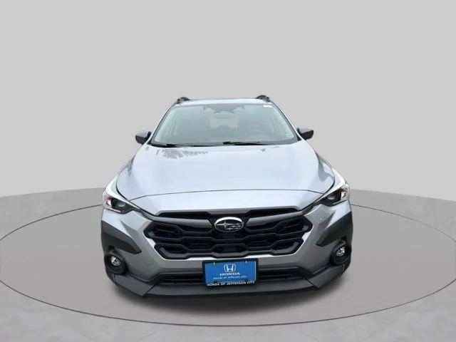 Used 2024 Ice Silver Metallic Subaru Premium image 9