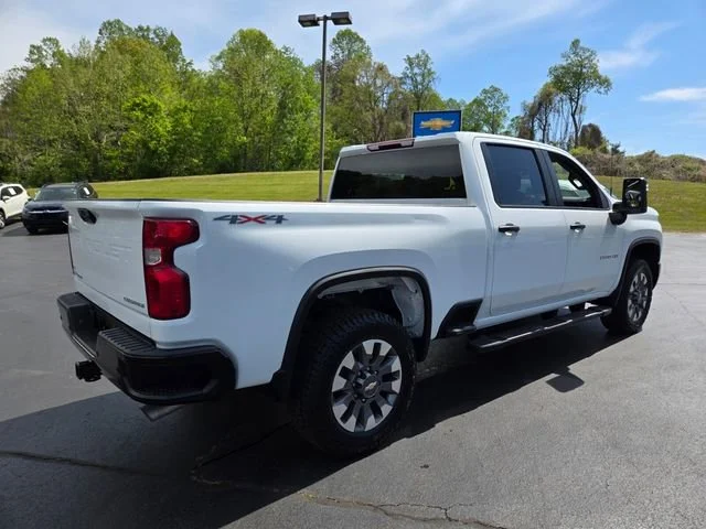 Used 2024 Summit White Chevrolet Custom image 8