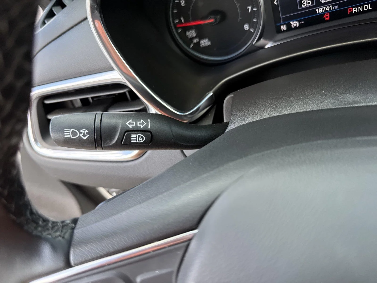 Used 2024 Summit White Chevrolet LT image 20