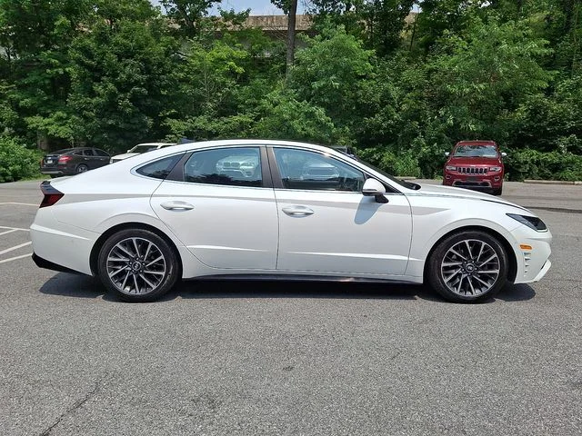 Used 2020 Gray Hyundai Limited image 9
