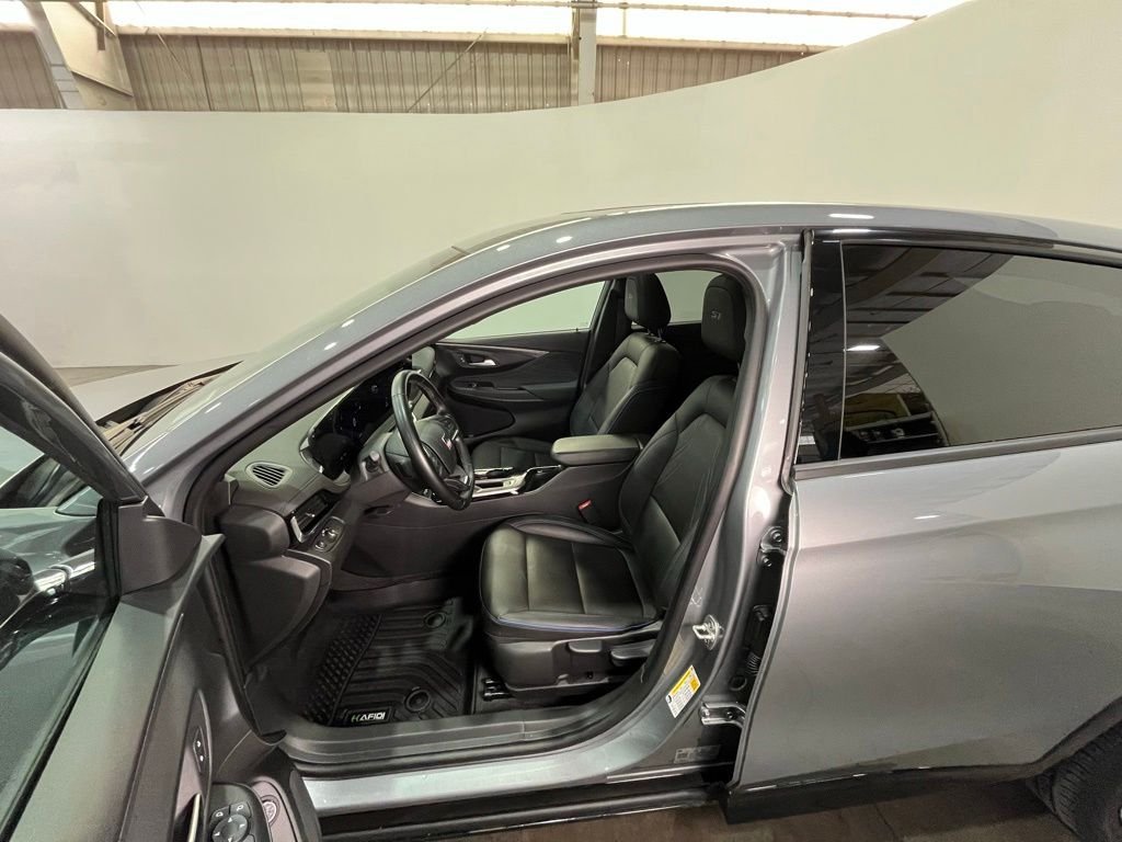 Used 2024 Gray Buick Sport Touring image 17