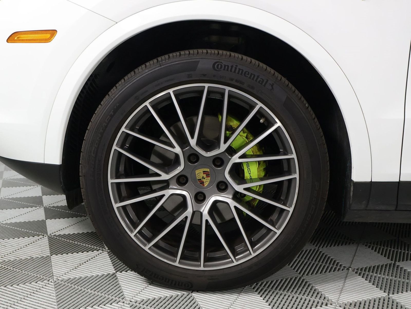 Certified Used 2022 White Porsche  image 30
