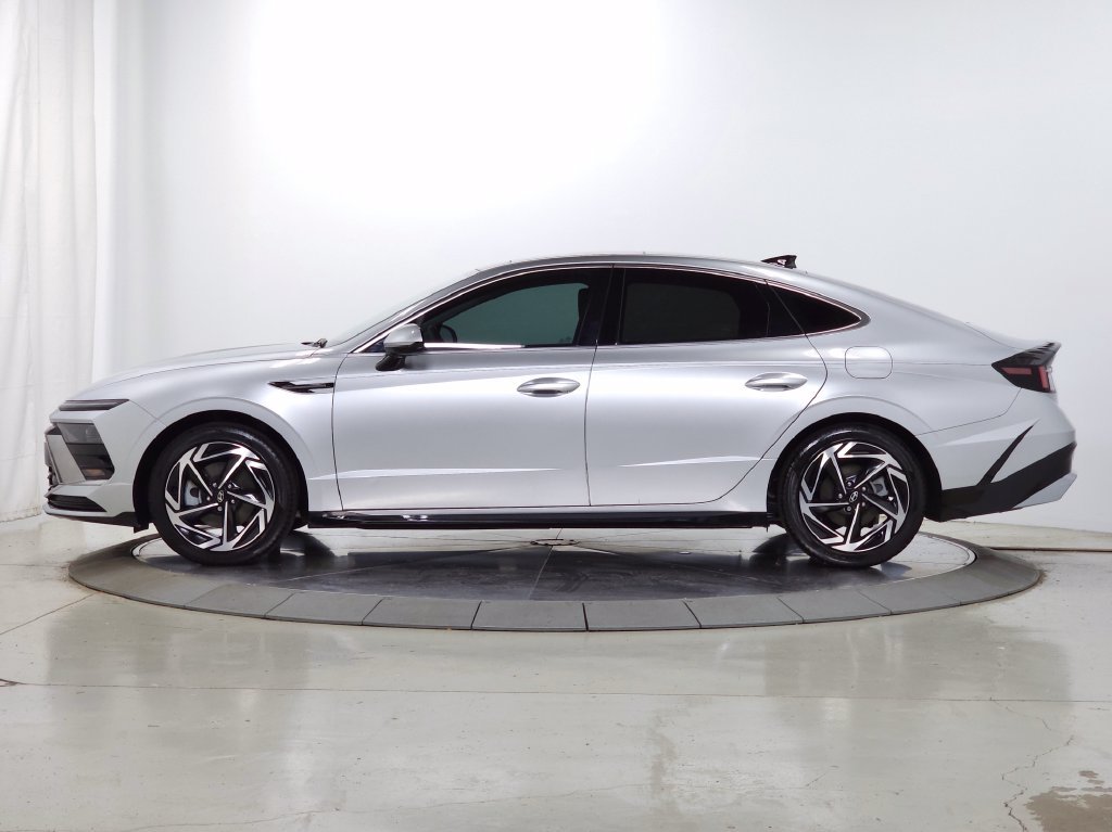 2025 Hyundai Sonata SEL - Photo 6