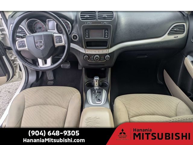 Used 2016 White Dodge SE image 15