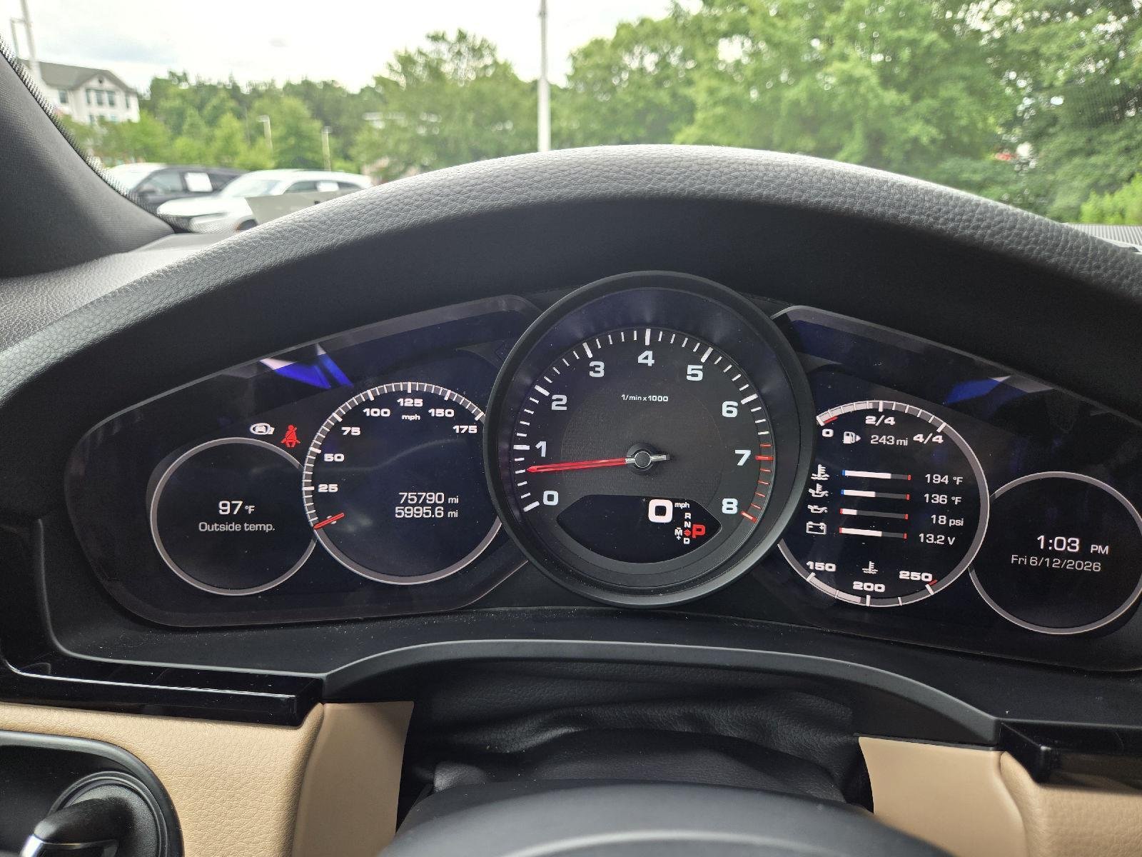 Used 2020  Porsche Base image 22