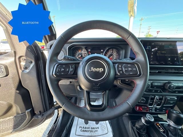 Certified Used 2024 Granite Crystal Clearcoat Metallic Jeep Rubicon image 13