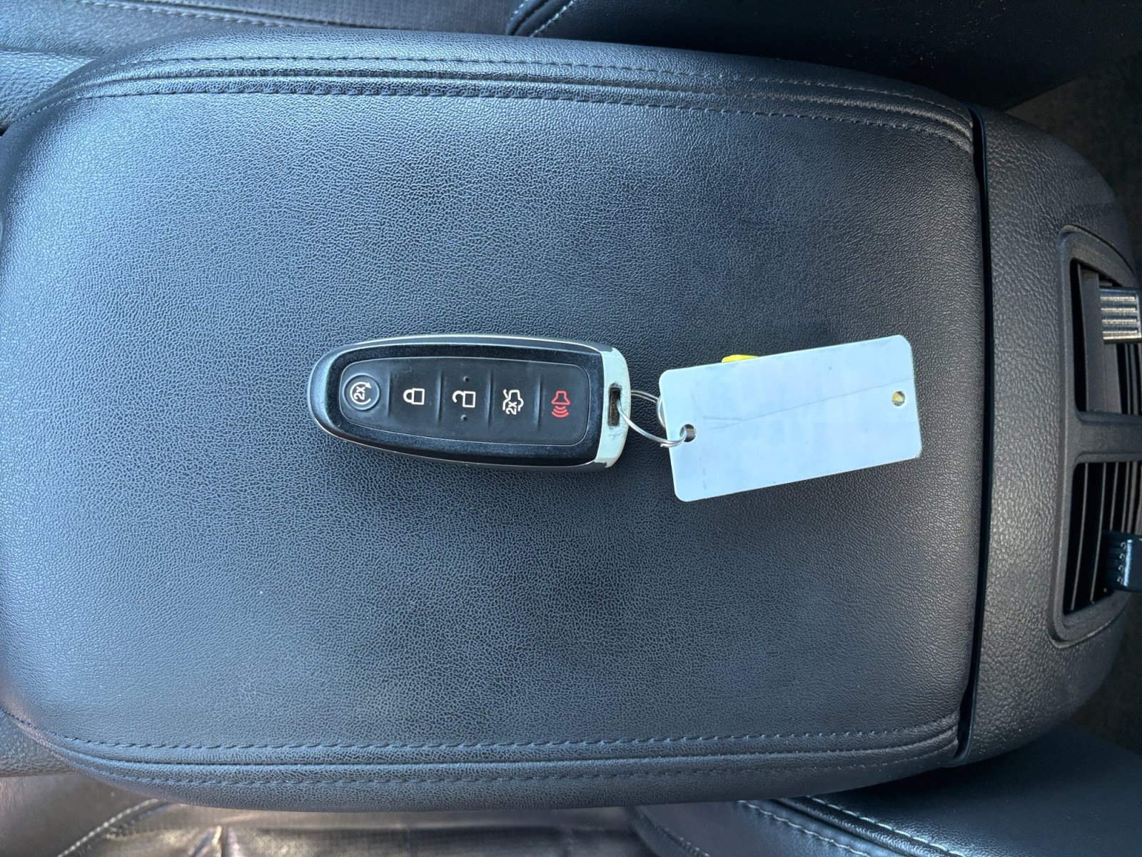 Used 2018 Ingot Silver Ford Limited image 28