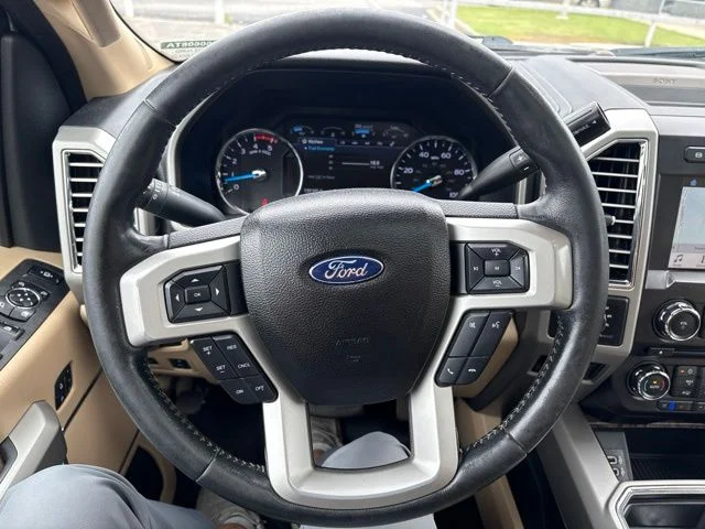 Used 2017 Gold Ford Lariat image 9