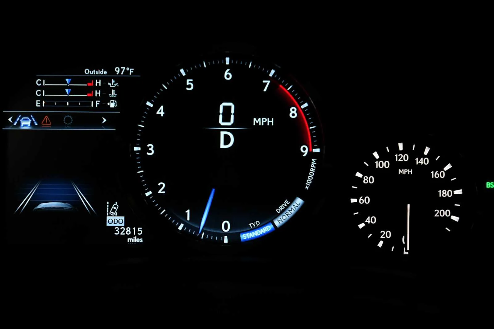 Used 2020 Liquid Platinum Lexus  image 28