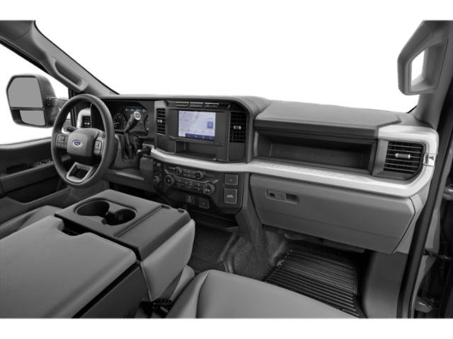 Used 2024  Ford  image 15