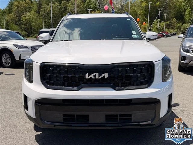 Used 2024 White Kia EX X-Line image 19