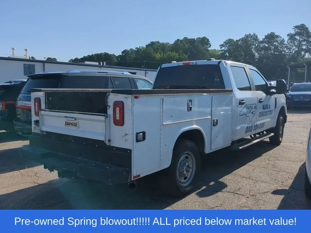 Used 2021 White Ford XL image 4