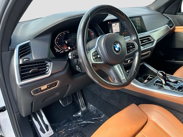 Used 2022 White BMW sDrive40i image 9