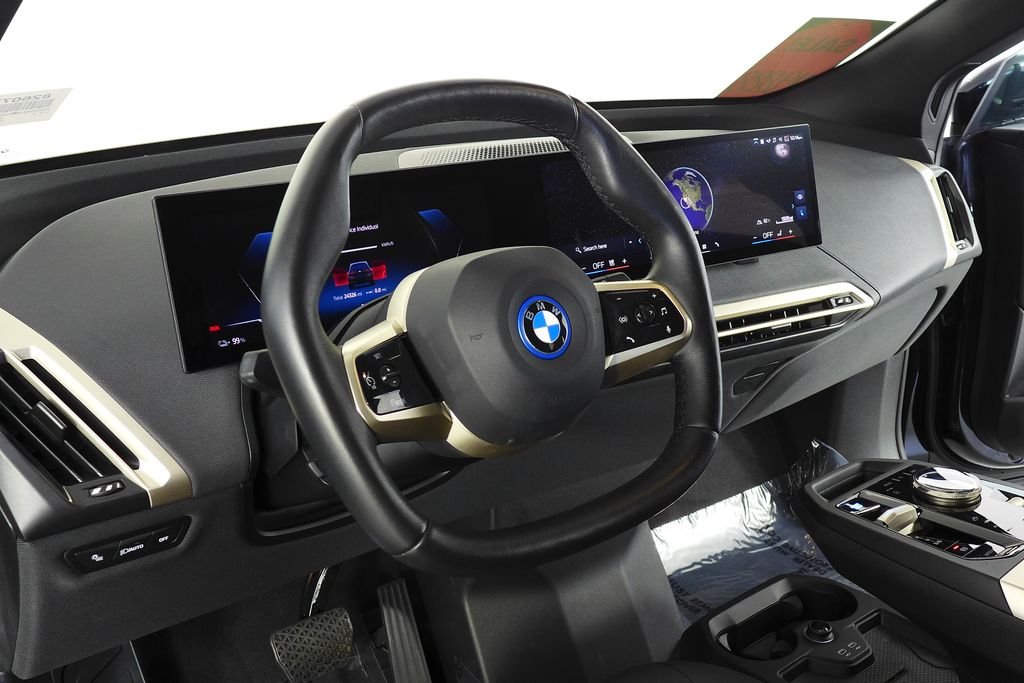 Certified Used 2024 Black Sapphire Metallic BMW xDrive50 image 29