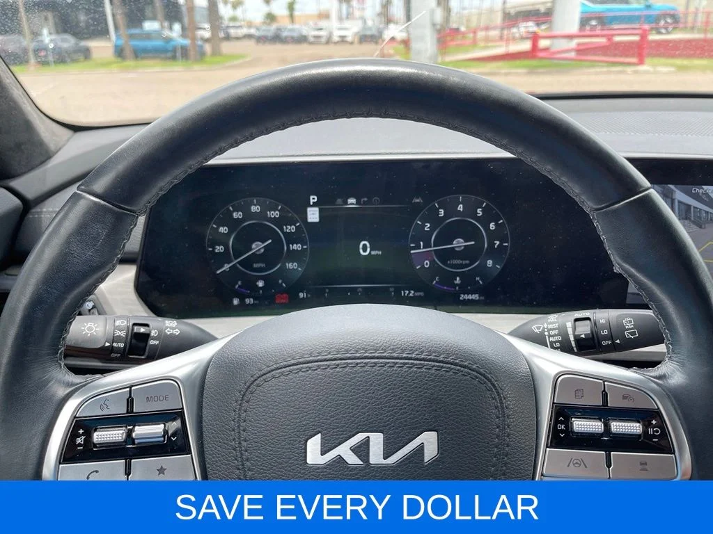 Used 2024 Black Kia SX-Prestige X-Pro image 9