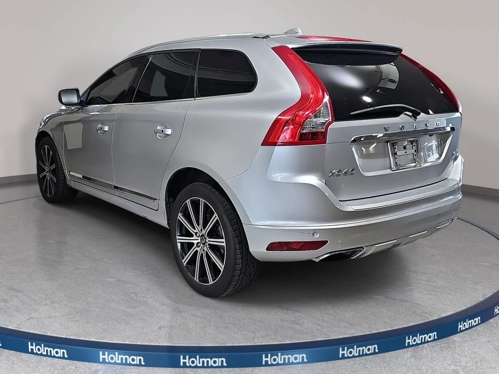 Used 2015 Silver Volvo T6 image 8