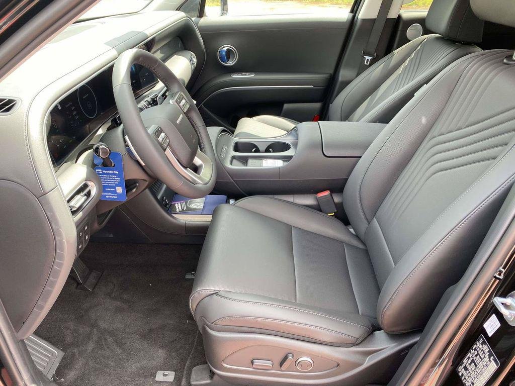 New 2026 Black Hyundai Blue SEL 7P image 38