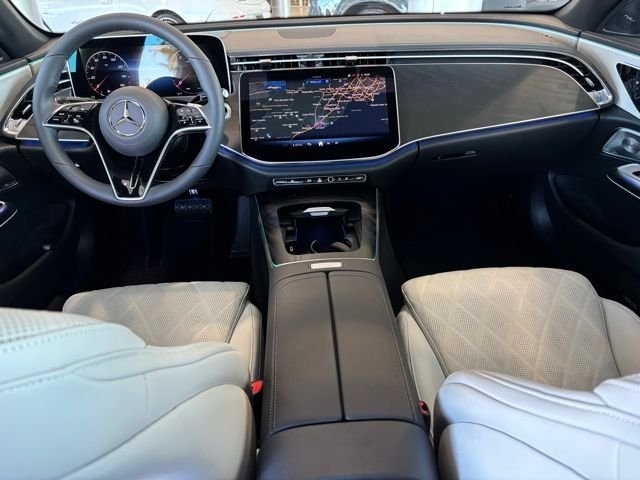 New 2026 MANUFAKTUR Moonlight White Metallic Mercedes-Benz E 350 image 17
