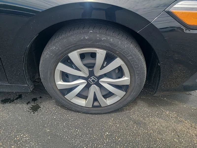 Used 2024  Honda LX image 7
