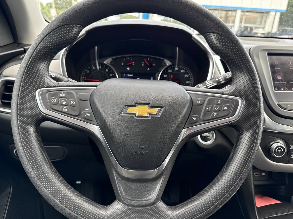 Used 2022 Silver Ice Metallic Chevrolet LT image 14