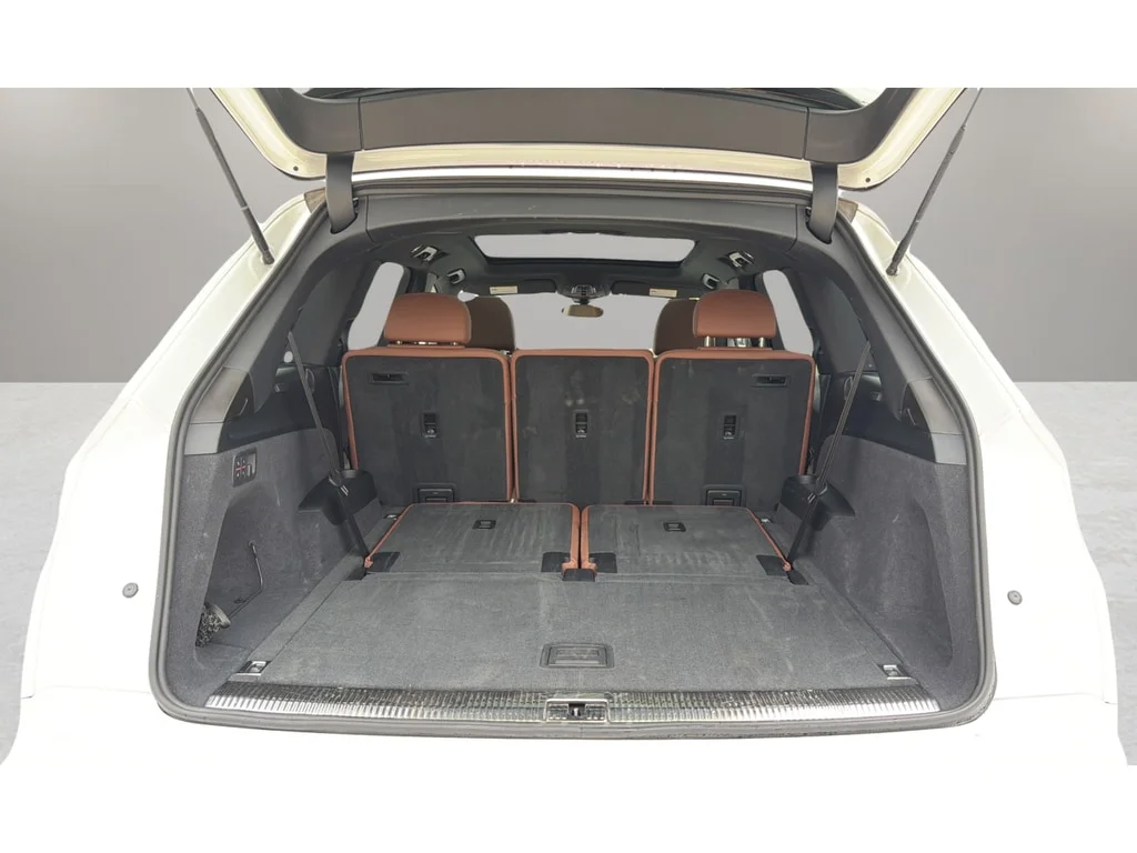 Used 2025 Carrara White Audi 55 Premium image 13