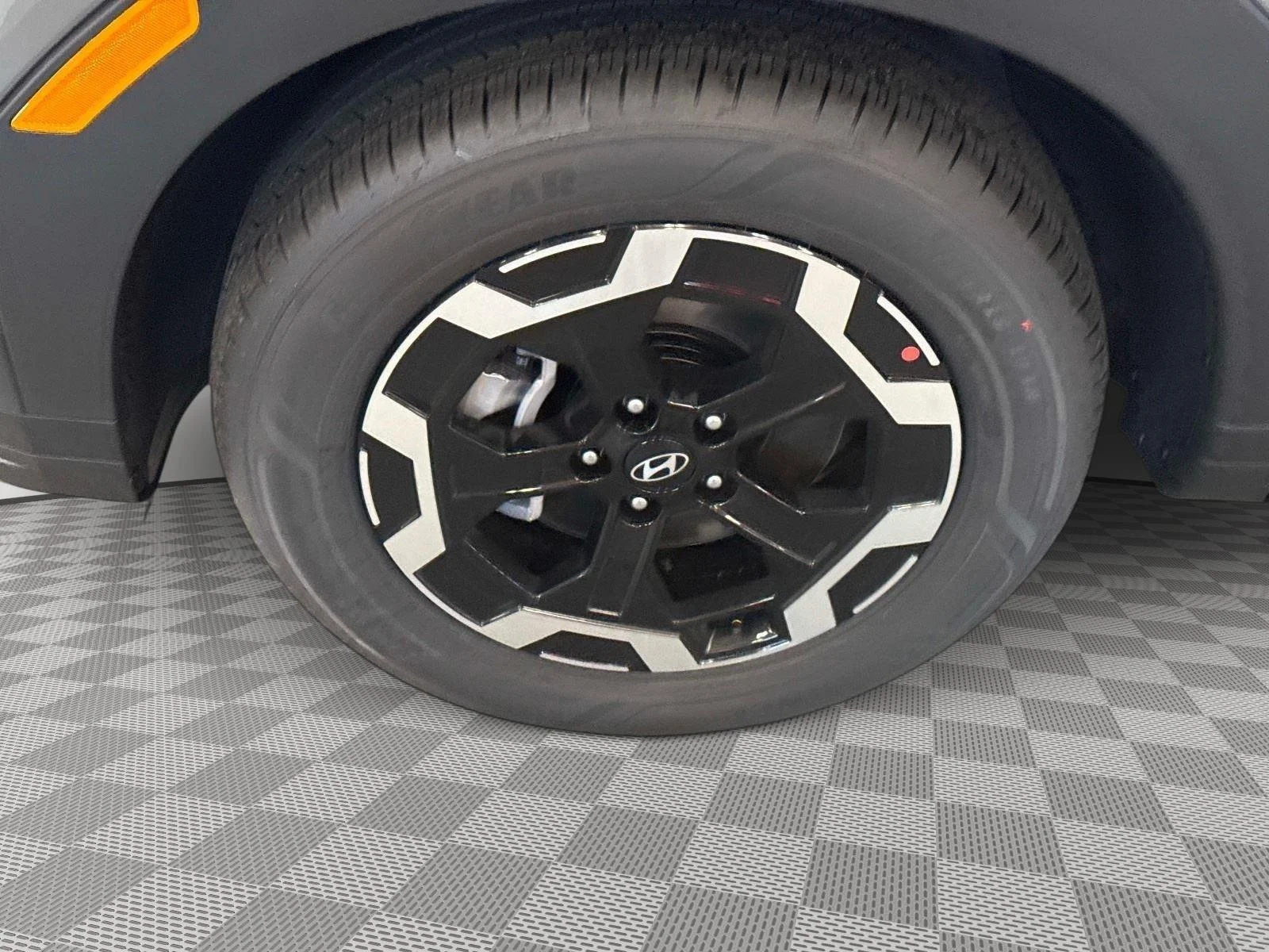 New 2026 Hampton Gray Hyundai SEL image 9