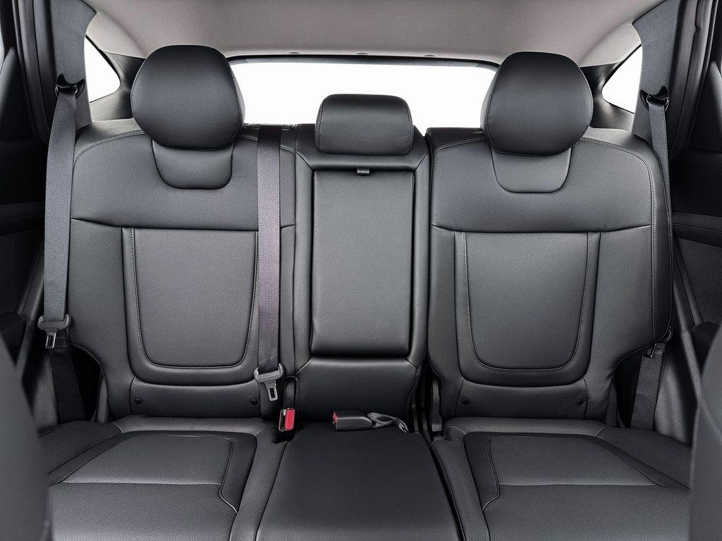 New 2026 Silver Hyundai SEL Premium FWD image 16