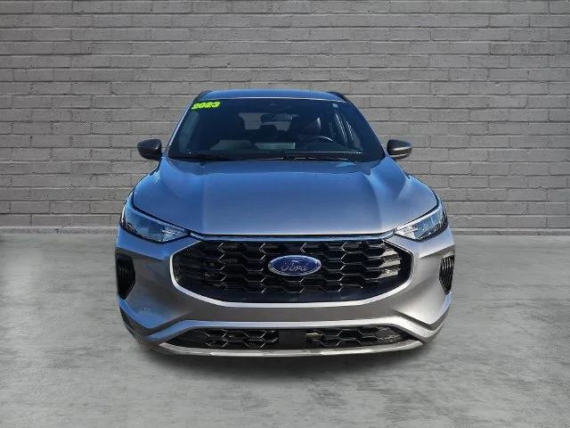 Used 2023 Silver Ford ST-Line image 9