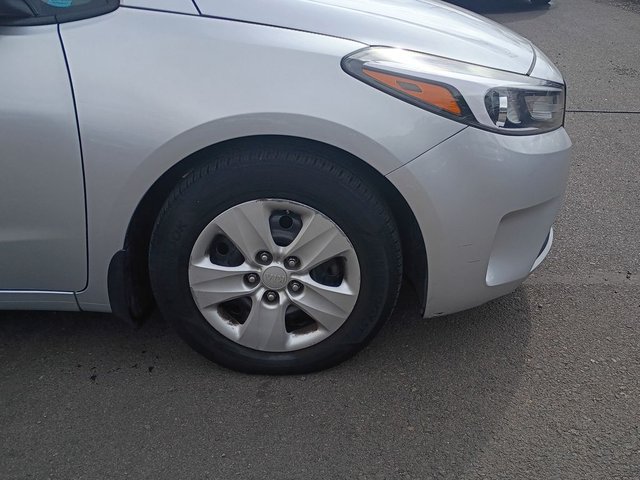 2017 Kia Forte5 LX