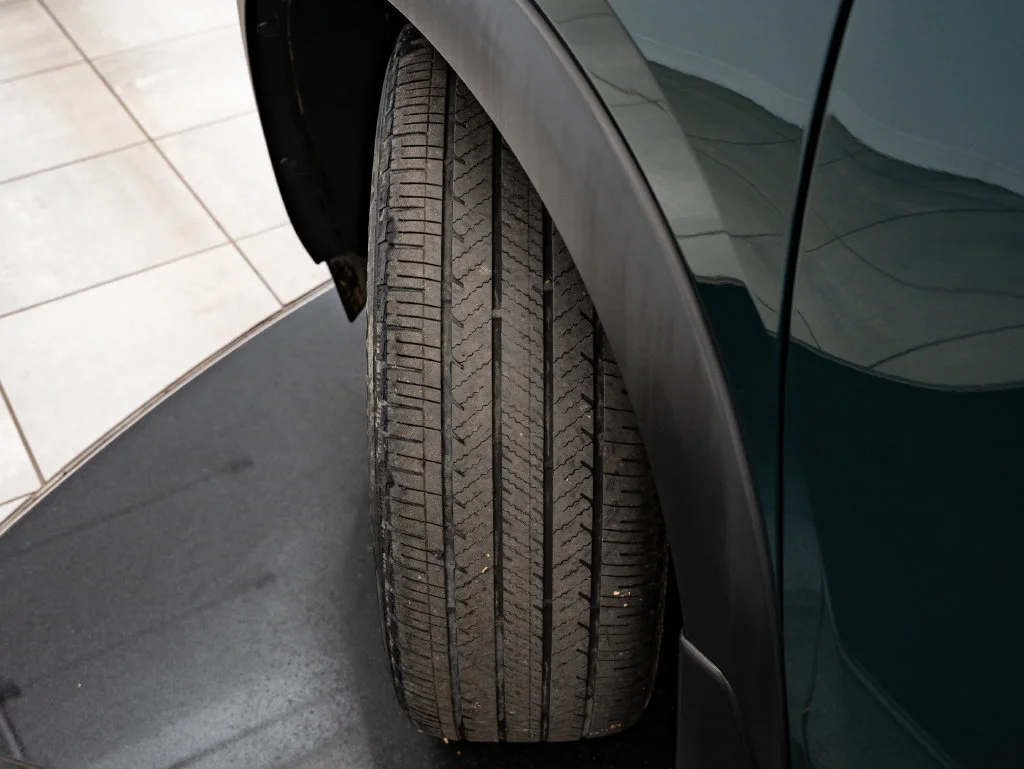 Used 2023 Obsidian Green Pearl Nissan Platinum image 50