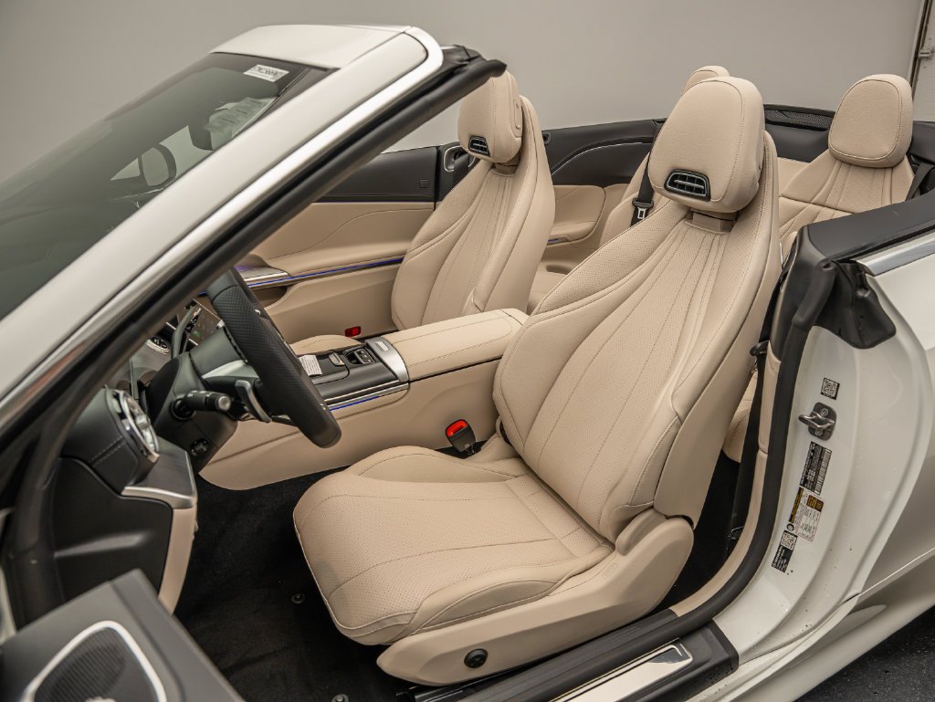 New 2027 Polar White Mercedes-Benz CLE 300 image 23