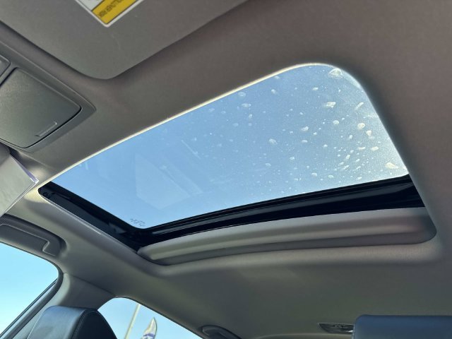 Certified Used 2017 Silver Honda EX-L image 25