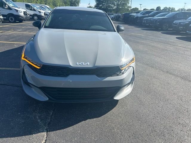 Used 2022 Wolf Gray Kia GT-Line image 3