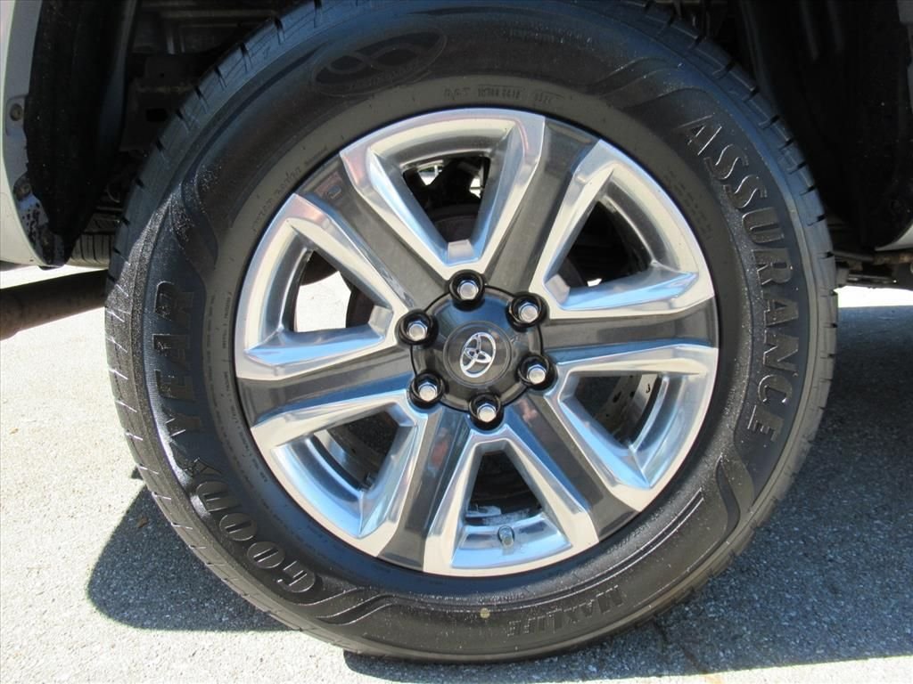Used 2017 Silver Toyota Limited image 8