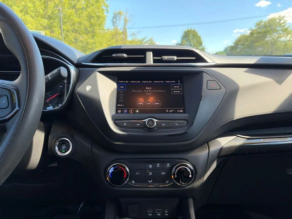 Used 2022 Gray Chevrolet LT image 20