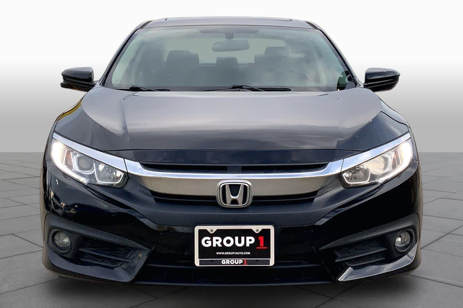 Used 2016  Honda EX-T image 3