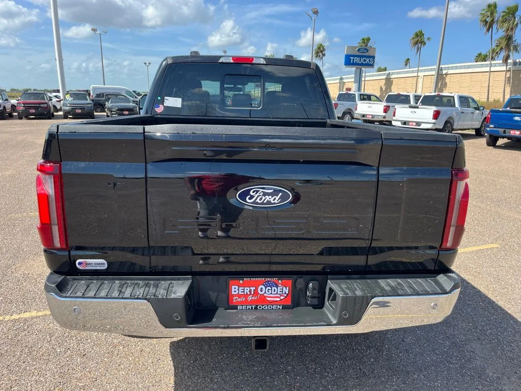 2025 Ford F-150 Lariat - Photo 6